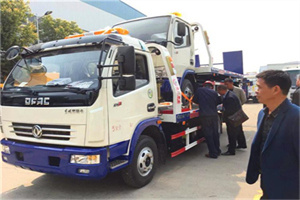 平邑汽车道路救援拖车价格